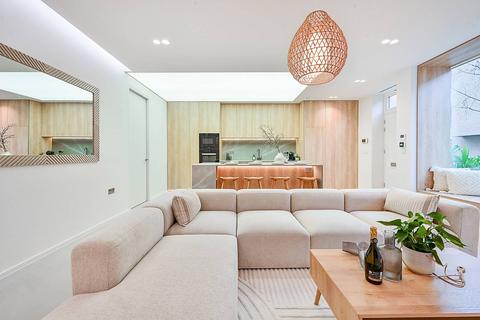 undefined, 26 Vinery Way, London W6