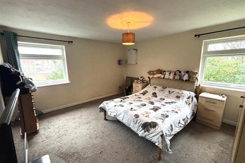 undefined, Elleray Court, Ash Vale Aldershot GU12
