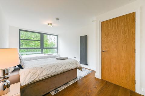 3 bedroom flat for sale, Meridian Point, Greenwich, London, SE8