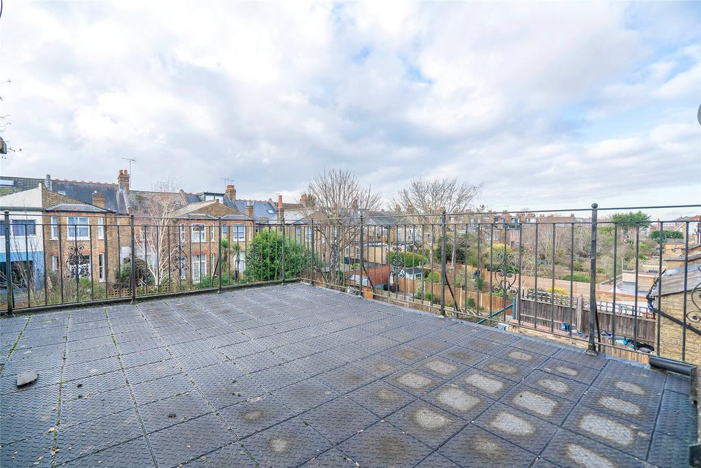 Roof Terrace D