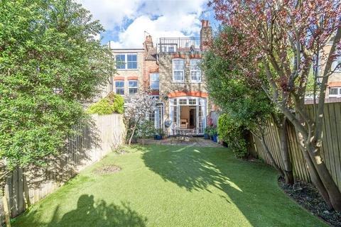 5 bedroom terraced house for sale, Curzon Road, London, N10