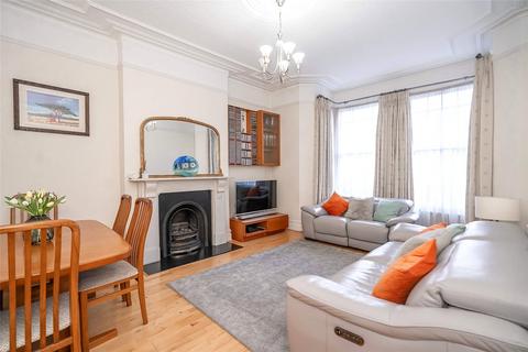 5 bedroom terraced house for sale, Curzon Road, London, N10