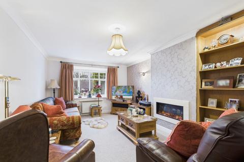 4 bedroom detached house for sale, Pickering Park, Middleton On The Wolds, YO25 9TY