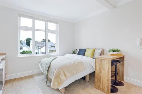 undefined, Belmont Road, Wallington SM6