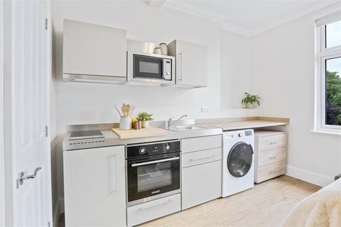 undefined, Belmont Road, Wallington SM6