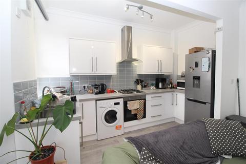 undefined, Whitchurch Road, Cardiff CF14