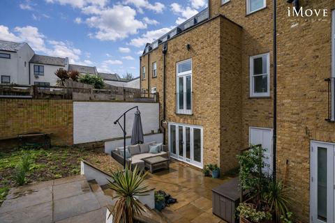 Studio for sale, Fyfield Road, London SW9