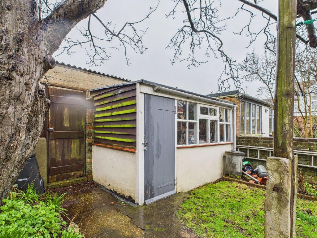 Shed
