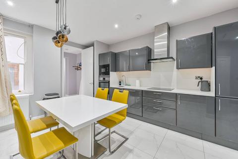 1 bedroom flat for sale, Old Gloucester Street, Bloomsbury, London, WC1N