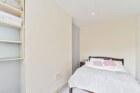 2 bedroom flat for sale, Hackford Road, SW9, Oval, London, SW9