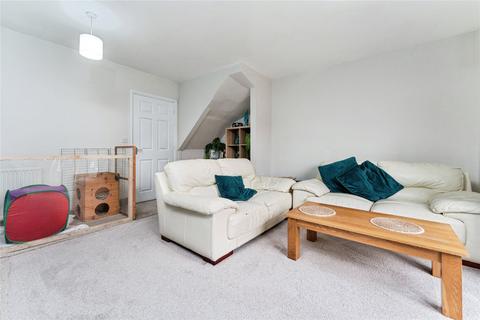 3 bedroom terraced house for sale, Blackbird Drive, Bury St. Edmunds, Suffolk, IP32