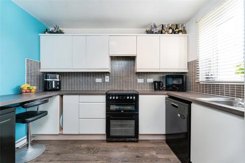 3 bedroom terraced house for sale, Blackbird Drive, Bury St. Edmunds, Suffolk, IP32