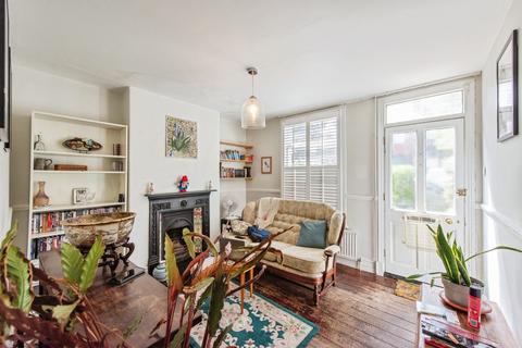 2 bedroom terraced house for sale, York Road, Bury St. Edmunds, Suffolk, IP33