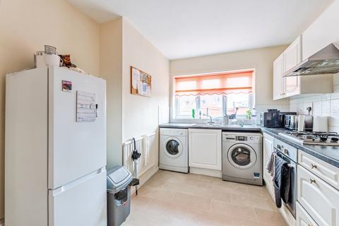 1 bedroom flat for sale, Long Brackland, Bury St. Edmunds, Suffolk, IP33