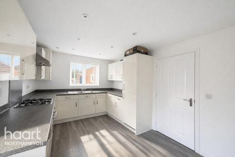 4 bedroom detached house for sale, Rowthorne Close, Northampton