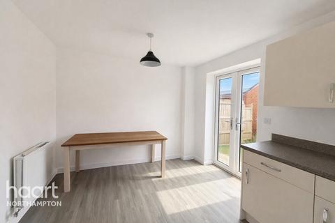4 bedroom detached house for sale, Rowthorne Close, Northampton