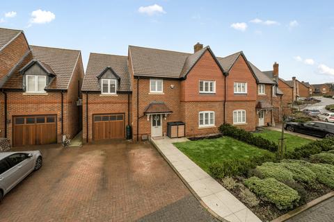 5 bedroom semi-detached house for sale, Honeysuckle Copse, Bracknell RG42