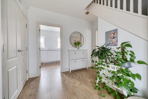 5 bedroom semi-detached house for sale, Honeysuckle Copse, Bracknell RG42