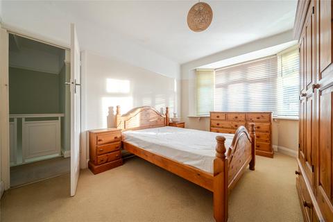 3 bedroom terraced house for sale, Chelford Road, Bromley