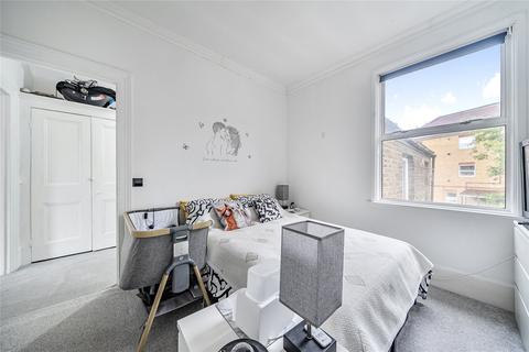 1 bedroom flat for sale, West Street, Bromley