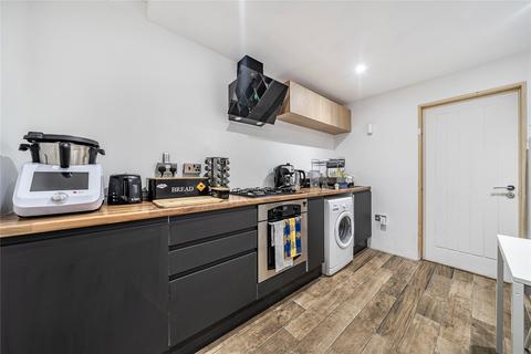 1 bedroom flat for sale, West Street, Bromley