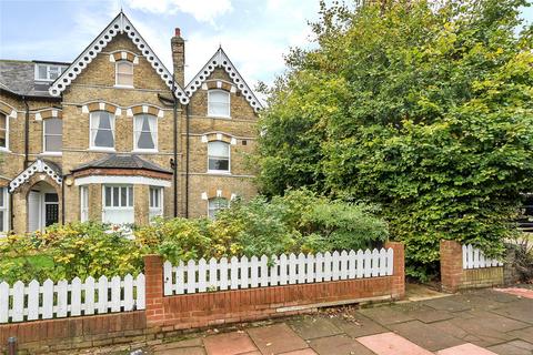 Shortlands Grove, Bromley