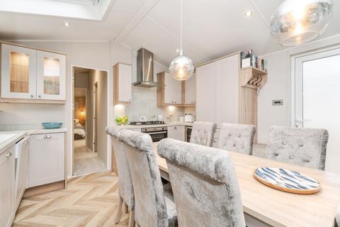 2 bedroom park home for sale, Woodland Holiday Park, Trimingham, Norwich, Norfolk, NR11