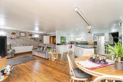 5 bedroom bungalow for sale, Hill Close, CROMER, Norfolk, NR27