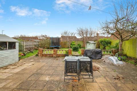 2 bedroom bungalow for sale, Warren Drive, Mundesley, Norwich, Norfolk, NR11