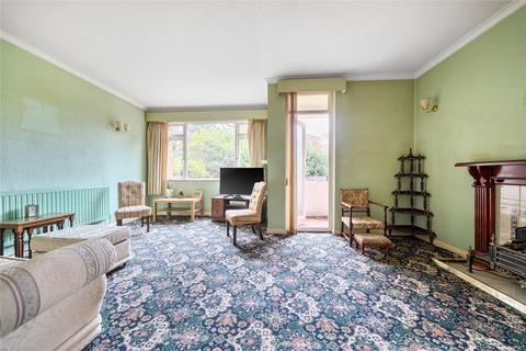 3 bedroom flat for sale, Oaklands Road, Bromley