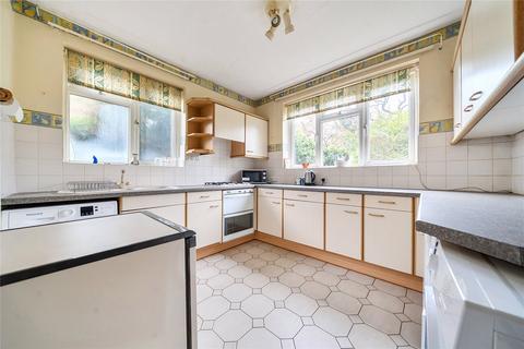 3 bedroom flat for sale, Oaklands Road, Bromley