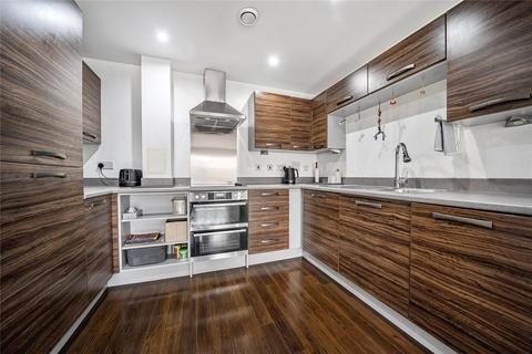 2 bedroom flat for sale, Homesdale Road, Bromley