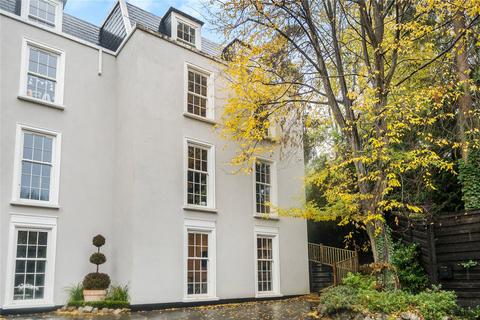5 bedroom detached house for sale, Yester Road, Chislehurst