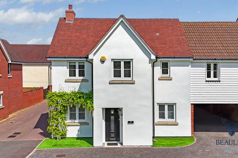 4 bedroom link detached house for sale, Beaulieu Park CM1