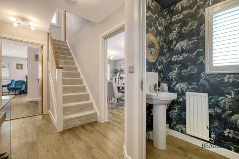 4 bedroom link detached house for sale, Beaulieu Park CM1