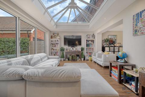 4 bedroom link detached house for sale, Beaulieu Park CM1