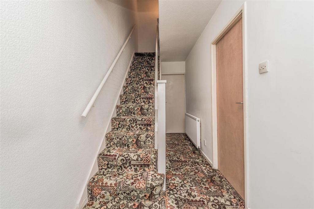 Entrance Hallway:
