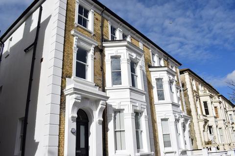 Studio to rent, Selborne Road, Hove, East Sussex, BN3 3AL