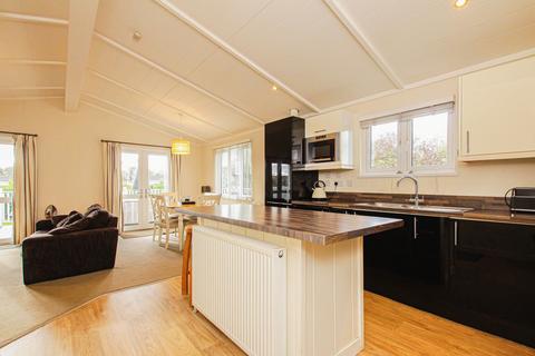 2 bedroom park home for sale, Cambridge Road, Stretham, Ely, CB6