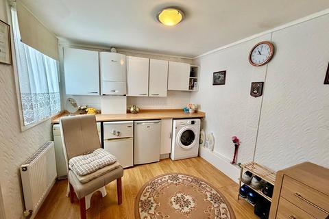 3 bedroom terraced house for sale, White Hart Road, Plumstead, SE18