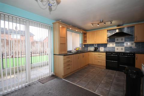 3 bedroom semi-detached house for sale, Towton Drive, Castleford