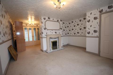3 bedroom semi-detached house for sale, Towton Drive, Castleford