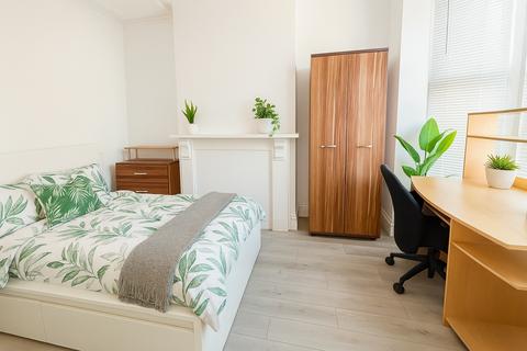 4 bedroom house to rent, Charlotte Road, Sheffield S1
