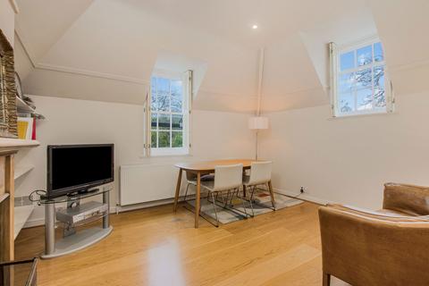 undefined, Homesfield, London NW11