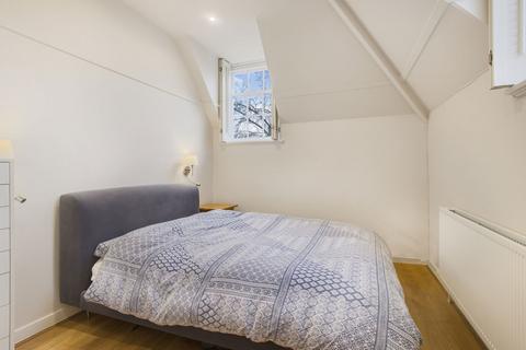 undefined, Homesfield, London NW11