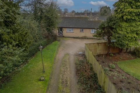 undefined, Lutterworth LE17