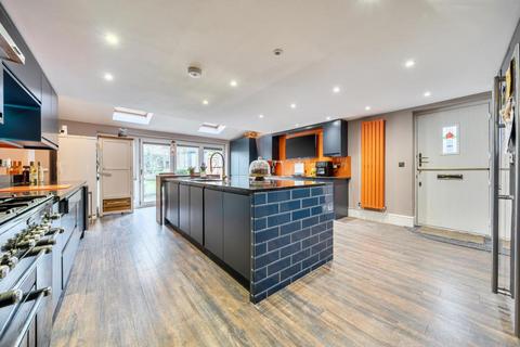 5 bedroom cottage for sale, Leafield,  Oxfordshire,  OX29