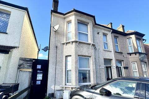 1 bedroom maisonette for sale, Brighton Road, South Croydon