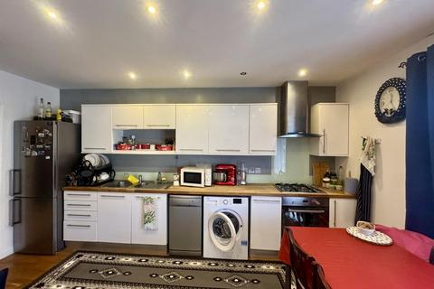 1 bedroom maisonette for sale, Brighton Road, South Croydon