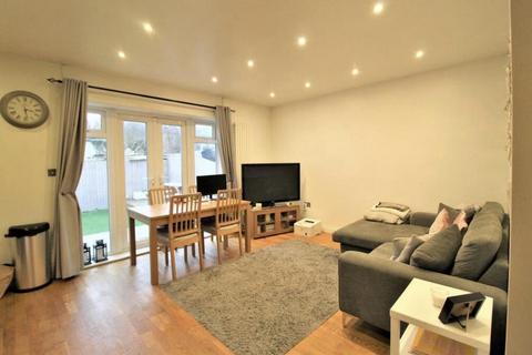 1 bedroom maisonette for sale, Brighton Road, South Croydon